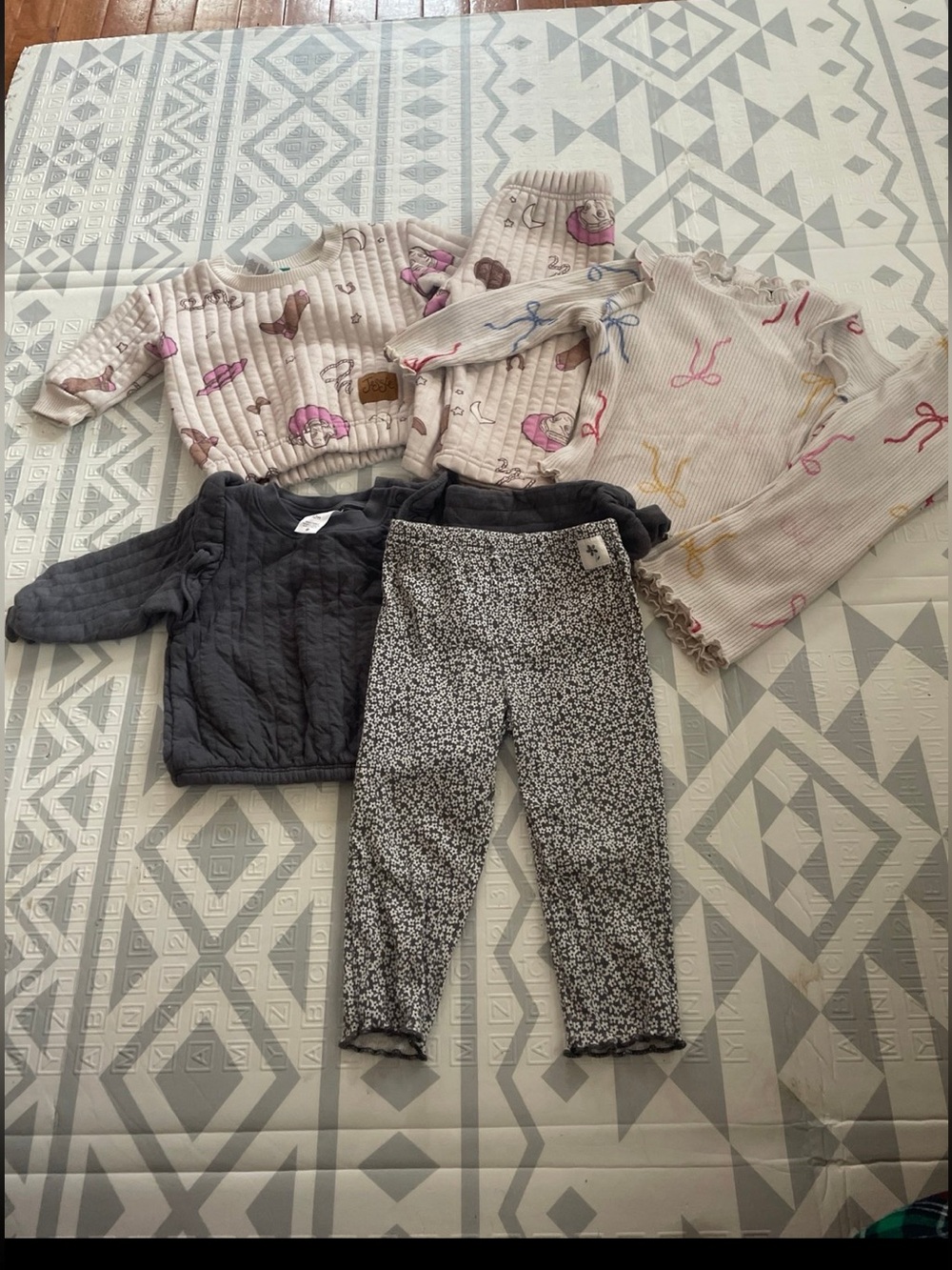 Cute Kids Neutral & Pink Outfit Set